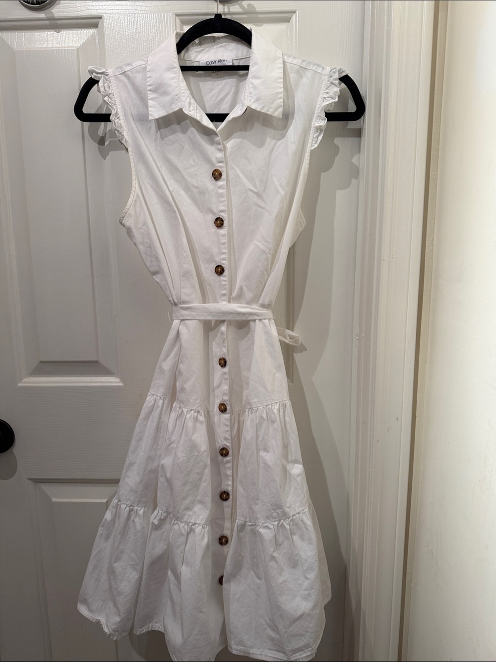 Calvin Klein White Sleeveless Button-Front Tiered Midi Dress with Tie
